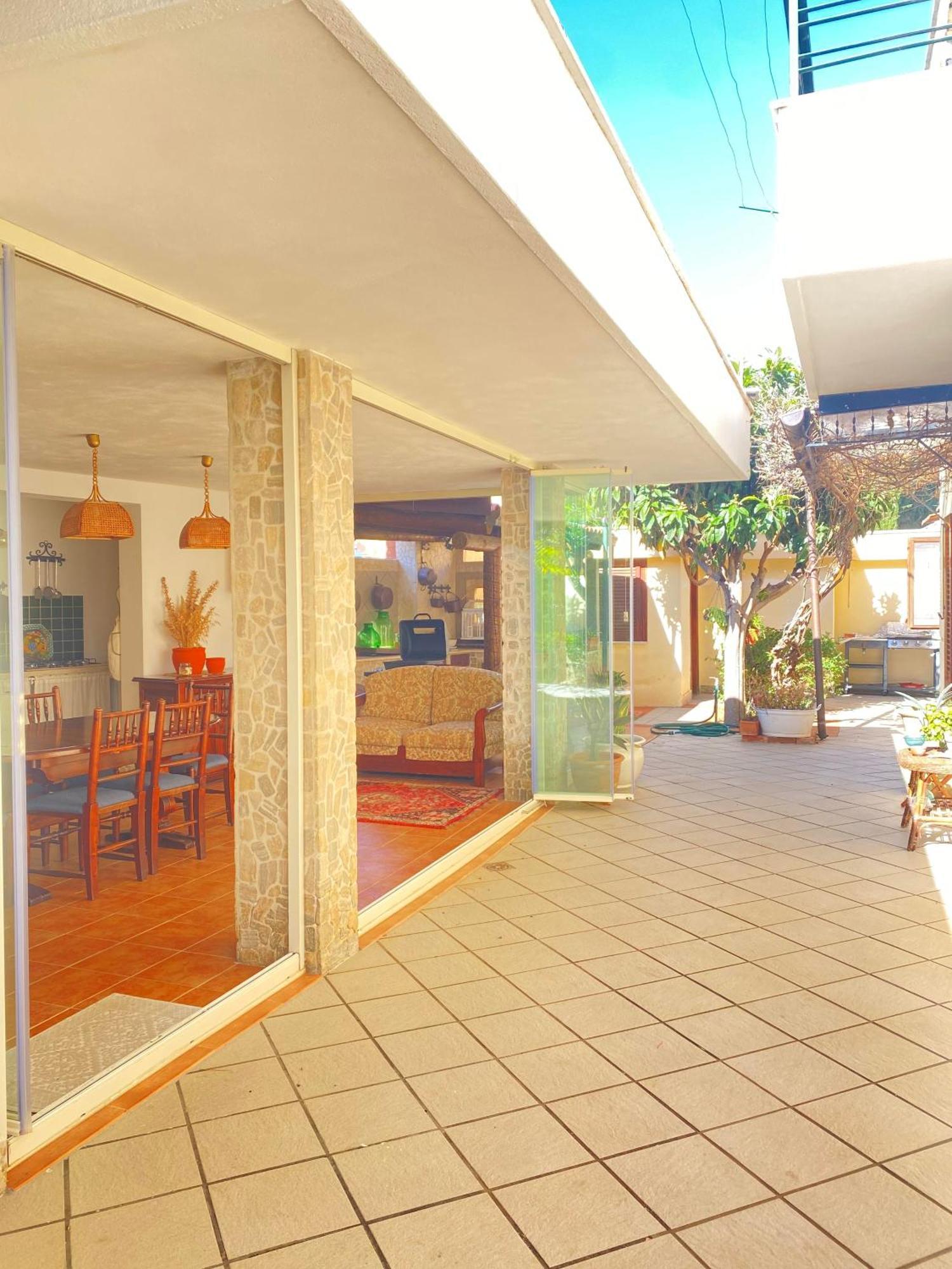 La Depandance Di Villa Rosa Locazioni Brevi Mondello Exteriör bild